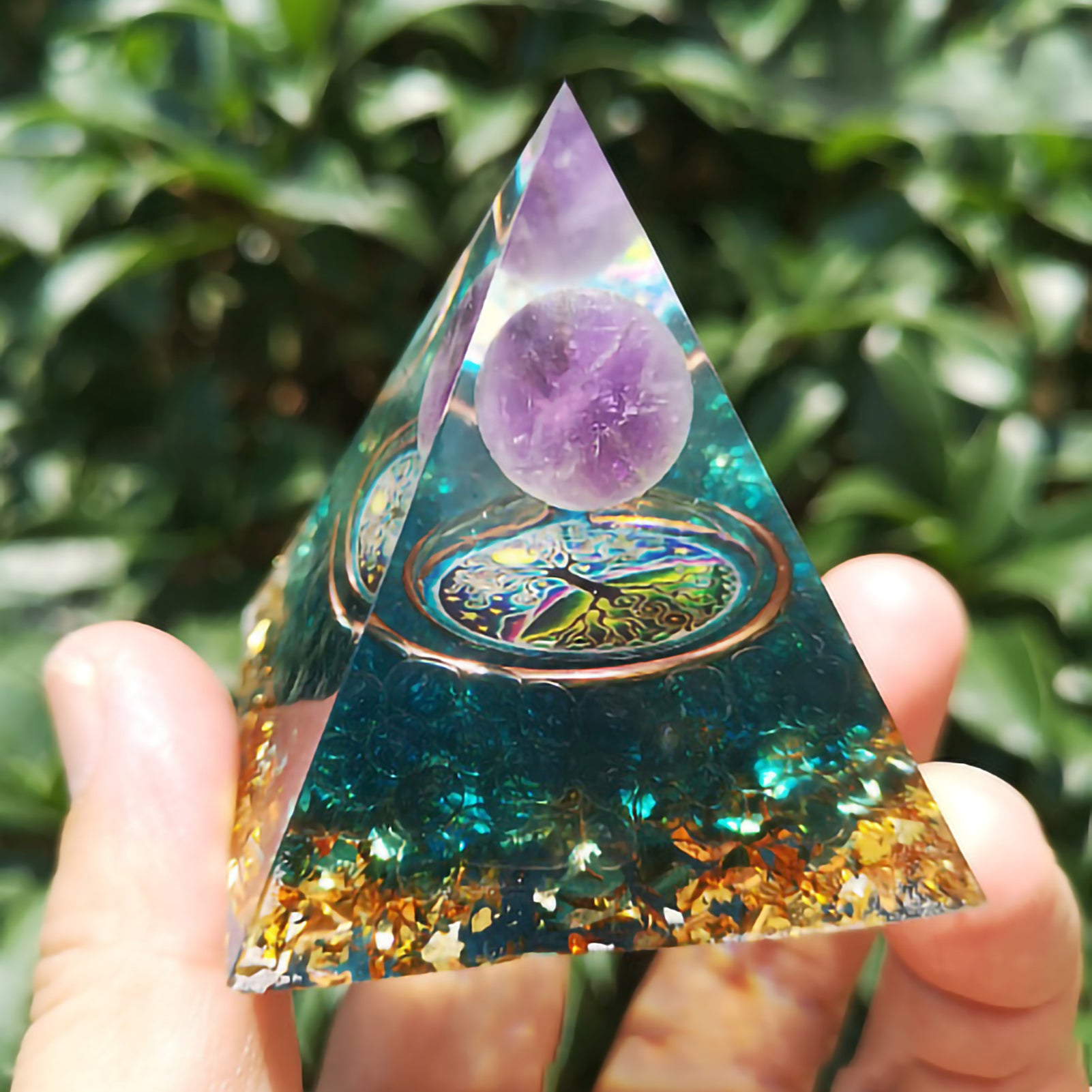 Orgone Pyramid Epoxy Process Exquisite Beautiful 5cm Decorative Ornament for Office Home DecorationQK18 Tree of Life Glass